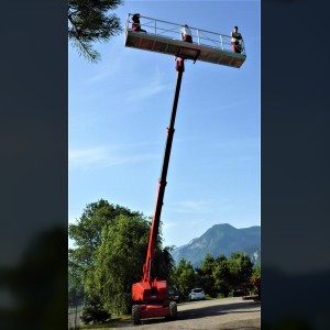 Telescopic boom lift 21m