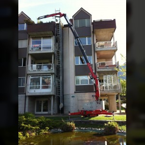 Compact crane 23m